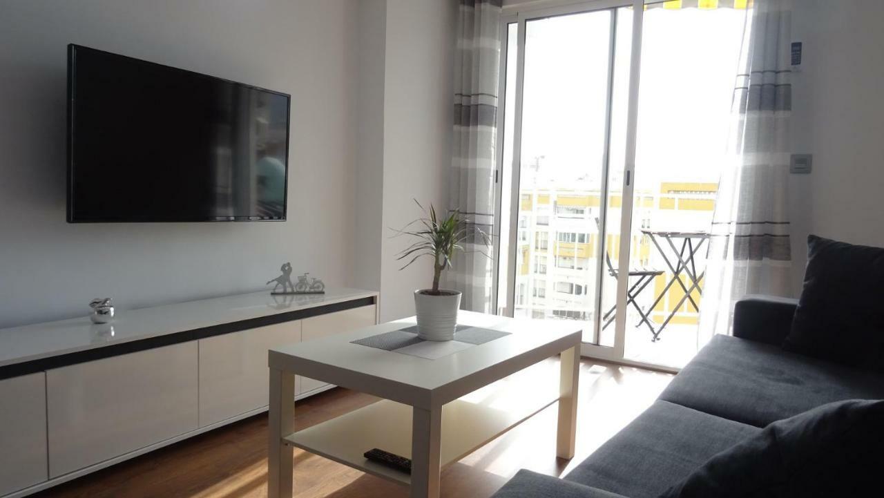 Aries Flat Apartment Benalmadena Bagian luar foto