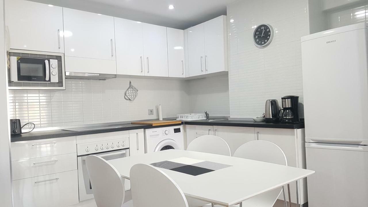Aries Flat Apartment Benalmadena Bagian luar foto